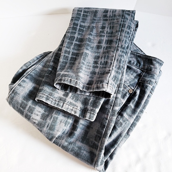 CAbi Blue Gray Grid Tie Dye Curvy Skinny Jeans 8 - Picture 7 of 7
